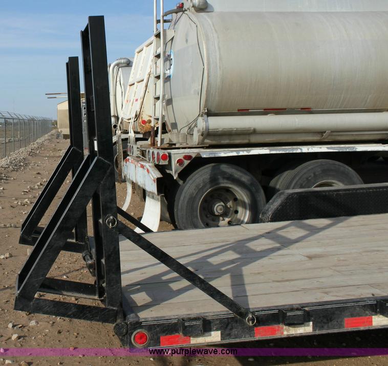 image for item 6269 2008 PJ 22' tandem-axle flatbed trailer