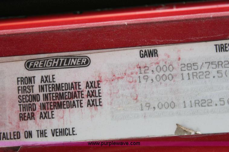 image for item 6270 1991 Freightliner FLD semi truck