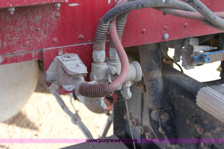 image for item 6270 1991 Freightliner FLD semi truck