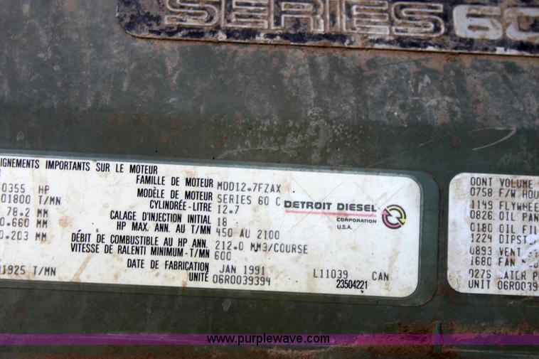 image for item 6270 1991 Freightliner FLD semi truck