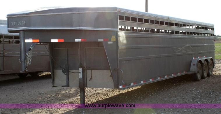 image for item 6275 2008 Titan triple-axle 32' gooseneck livestock trailer