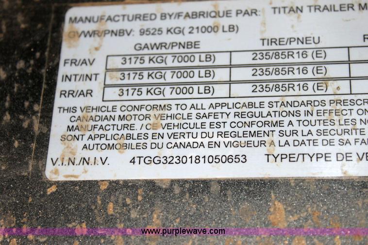 image for item 6275 2008 Titan triple-axle 32' gooseneck livestock trailer