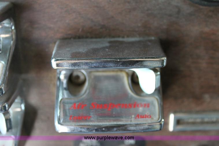 image for item 6277 1995 Freightliner FLD semi truck