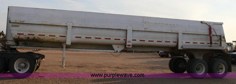 image for item 6278 2001 Clement 385 Starlite dump trailer