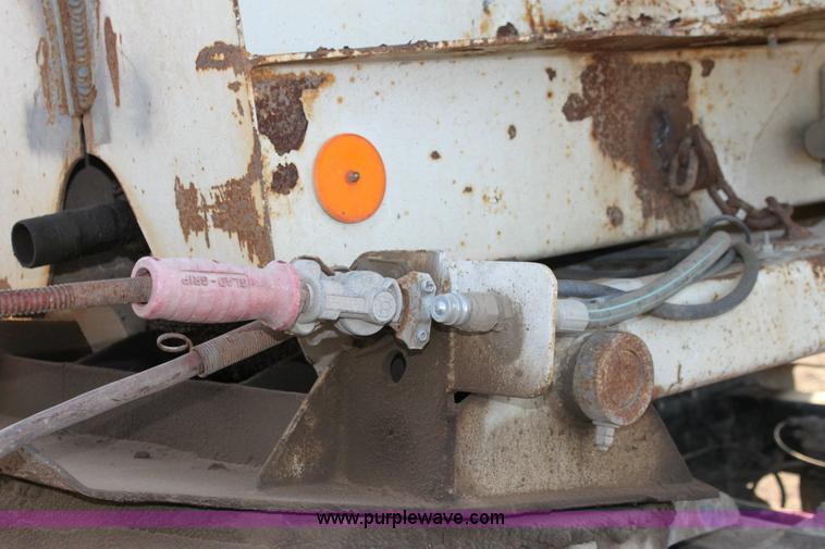 image for item 6278 2001 Clement 385 Starlite dump trailer