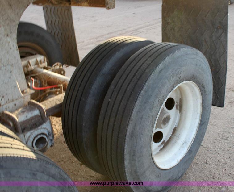 image for item 6278 2001 Clement 385 Starlite dump trailer