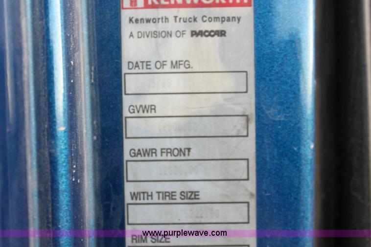 image for item 6279 1998 Kenworth T2000 semi truck