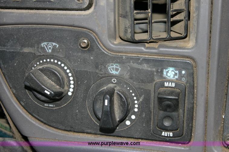 image for item 6279 1998 Kenworth T2000 semi truck