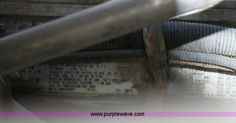 image for item 6279 1998 Kenworth T2000 semi truck