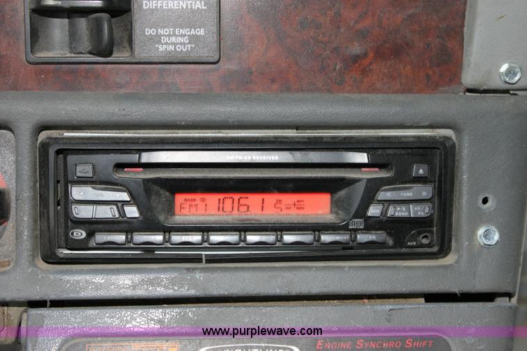 image for item 6280 2000 Freightliner Century Class semi truck