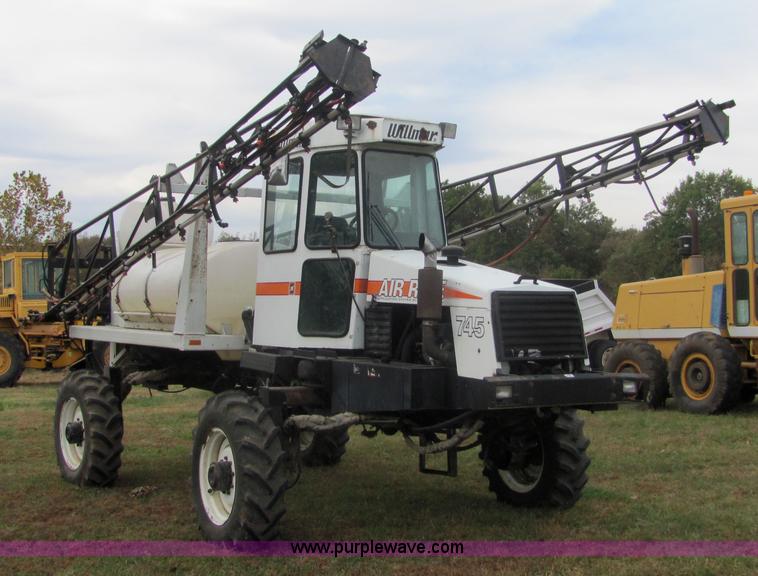 image for item 6646 Willmar 745 self propelled applicator