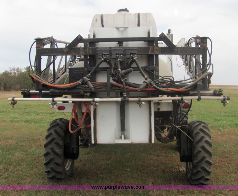 image for item 6646 Willmar 745 self propelled applicator