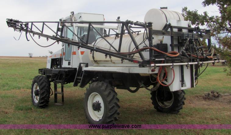 image for item 6646 Willmar 745 self propelled applicator