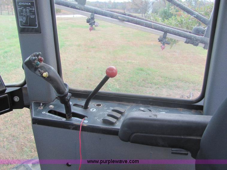 image for item 6646 Willmar 745 self propelled applicator