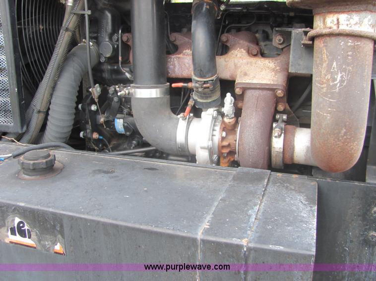 image for item 6646 Willmar 745 self propelled applicator