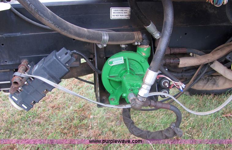 image for item 6646 Willmar 745 self propelled applicator