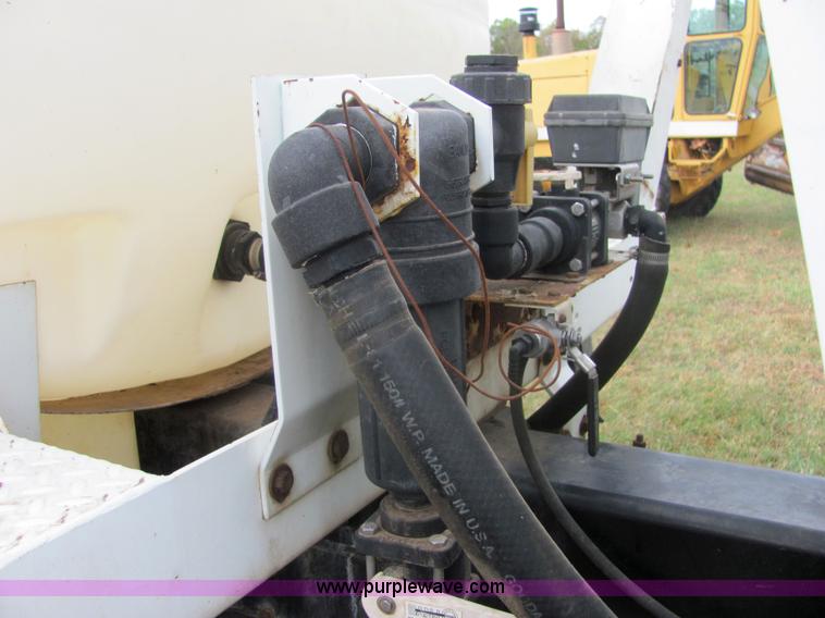 image for item 6646 Willmar 745 self propelled applicator