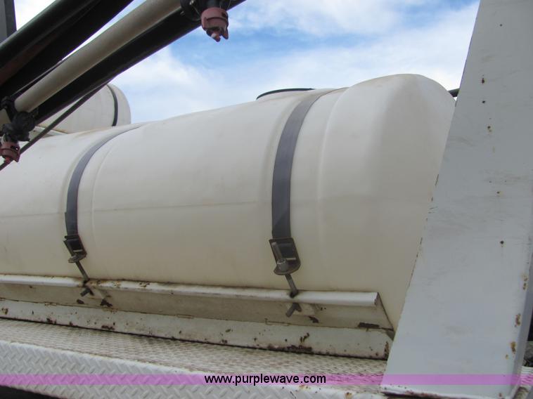 image for item 6646 Willmar 745 self propelled applicator