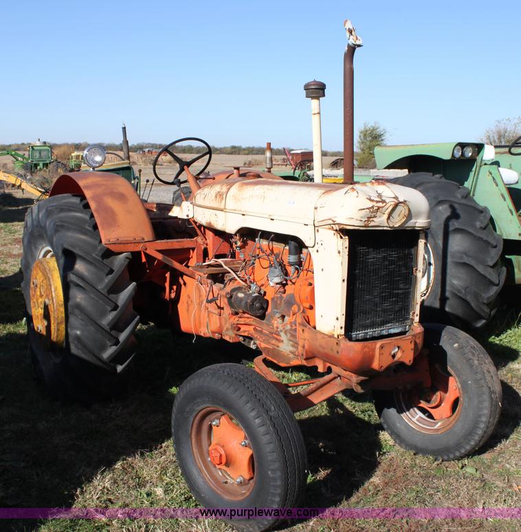 image for item 6679 Case 400 Wheatland tractor