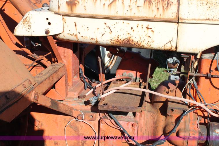 image for item 6679 Case 400 Wheatland tractor