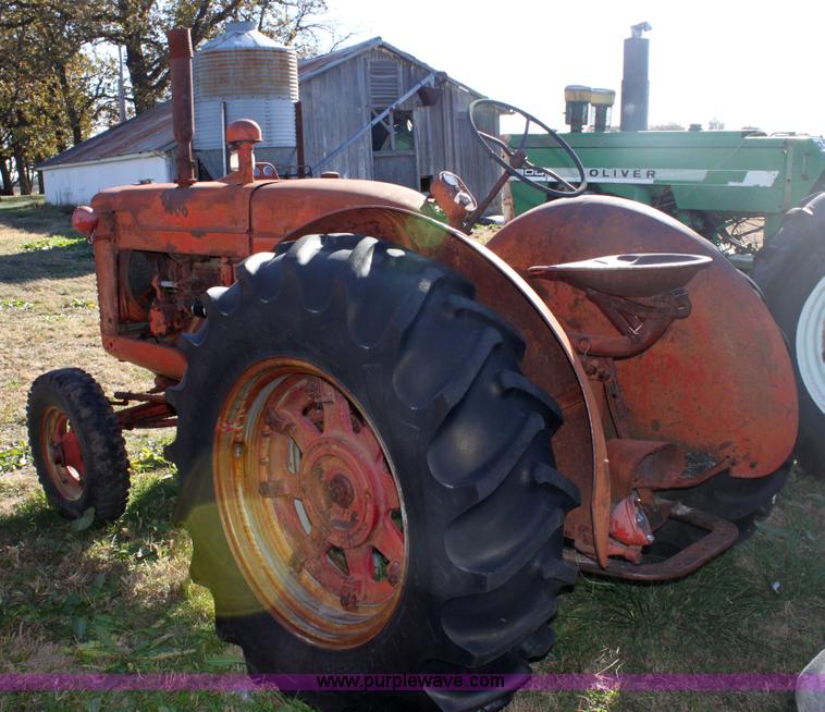 image for item 6680 International W6 tractor