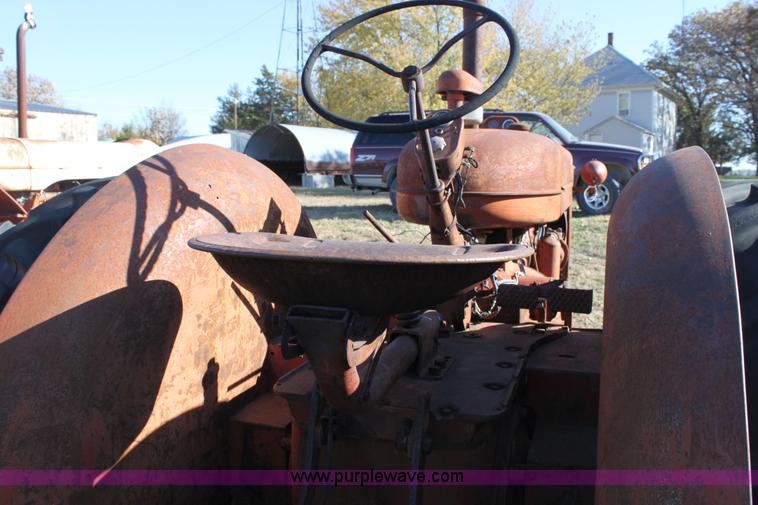 image for item 6680 International W6 tractor