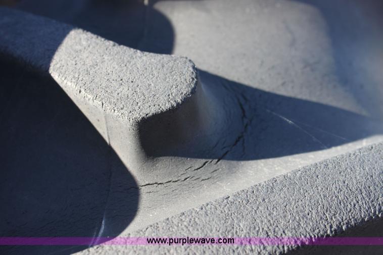 image for item 6680 International W6 tractor