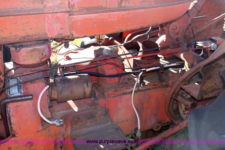 image for item 6680 International W6 tractor