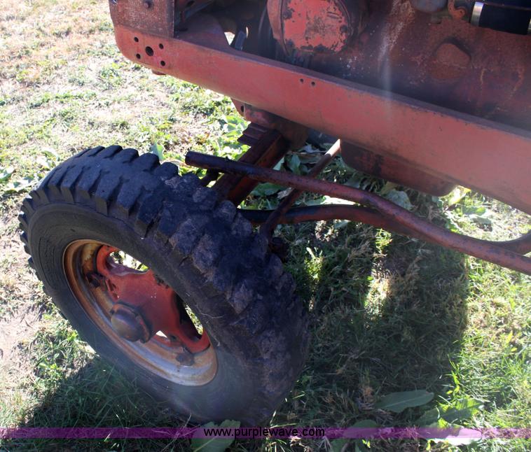 image for item 6680 International W6 tractor