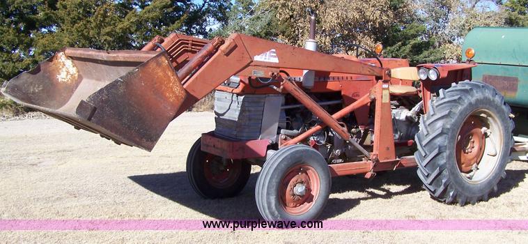 image for item 7310 1972 Massey-Ferguson 150 tractor with loader