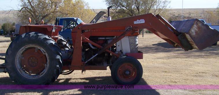 image for item 7310 1972 Massey-Ferguson 150 tractor with loader