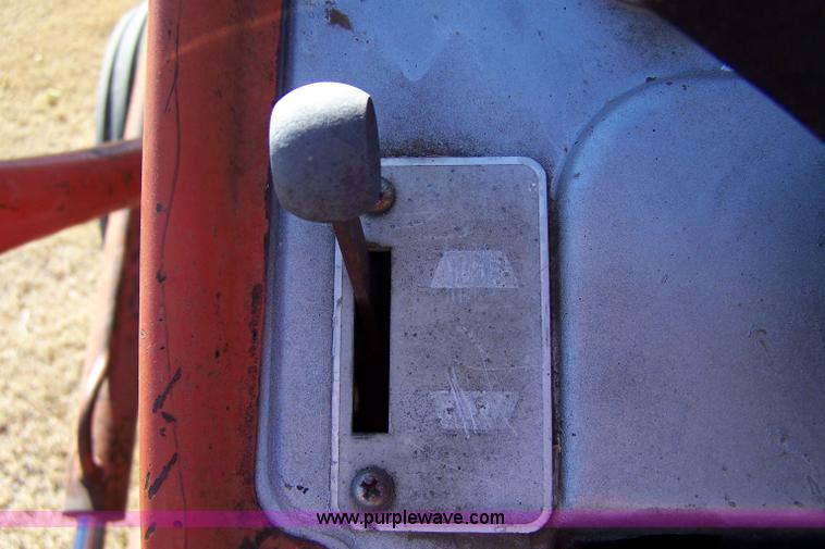 image for item 7310 1972 Massey-Ferguson 150 tractor with loader