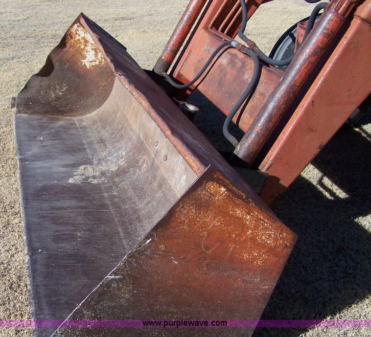 image for item 7310 1972 Massey-Ferguson 150 tractor with loader