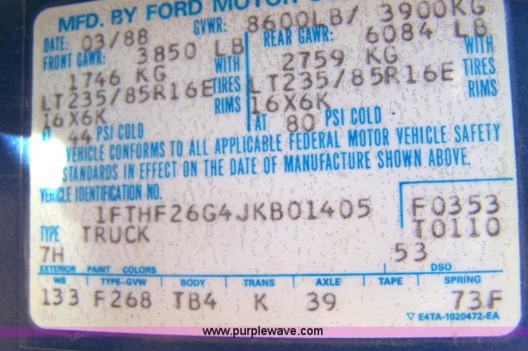 image for item 7314 1988 Ford F250 XLT Lariat pickup truck