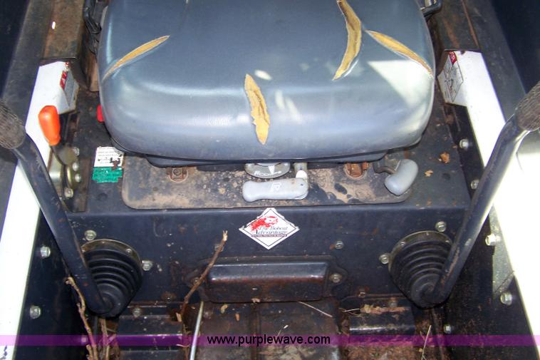 image for item 7458 1999 Bobcat 873 skid steer