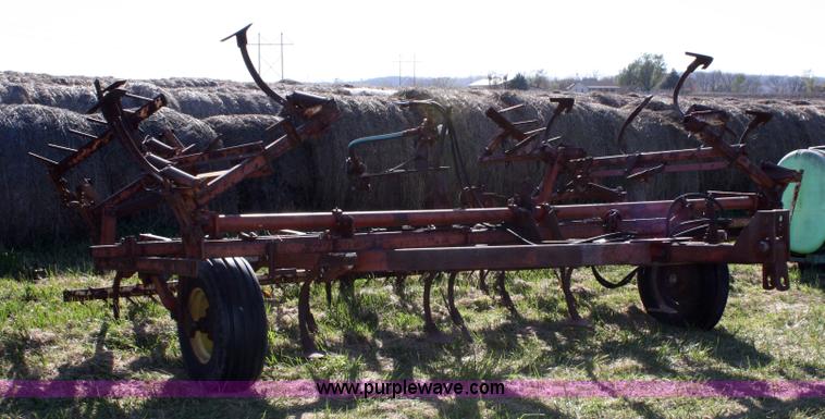 image for item 9686 International 45 field cultivator