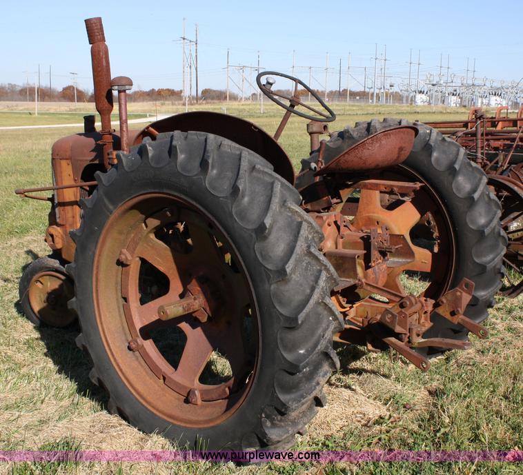 image for item 9687 1947 Case SC tractor