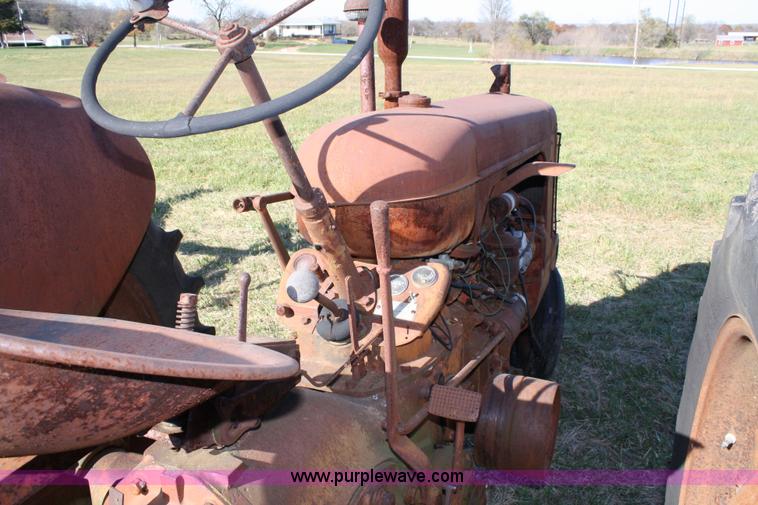 image for item 9687 1947 Case SC tractor
