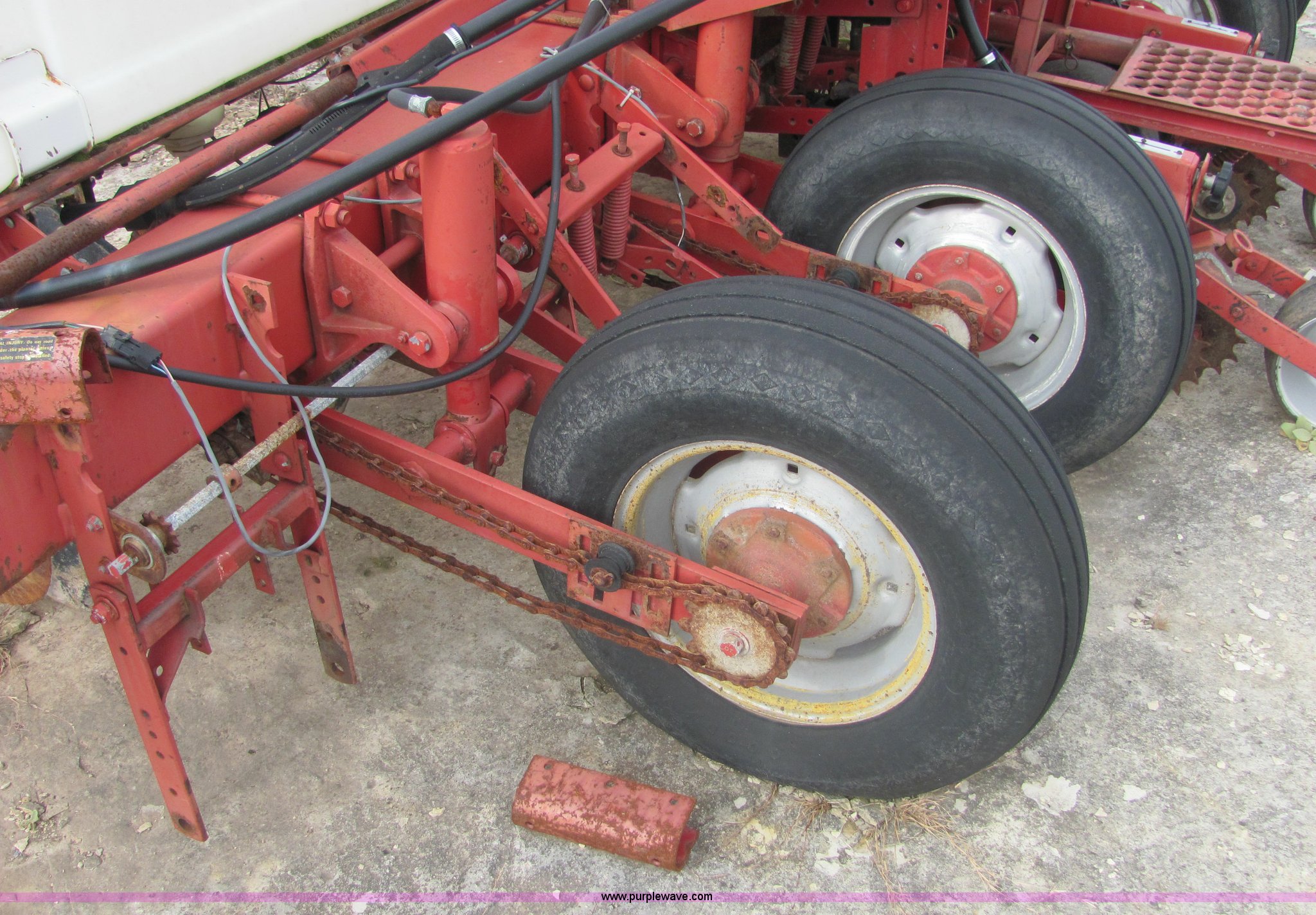 Planter ih cyclo case item sold auction