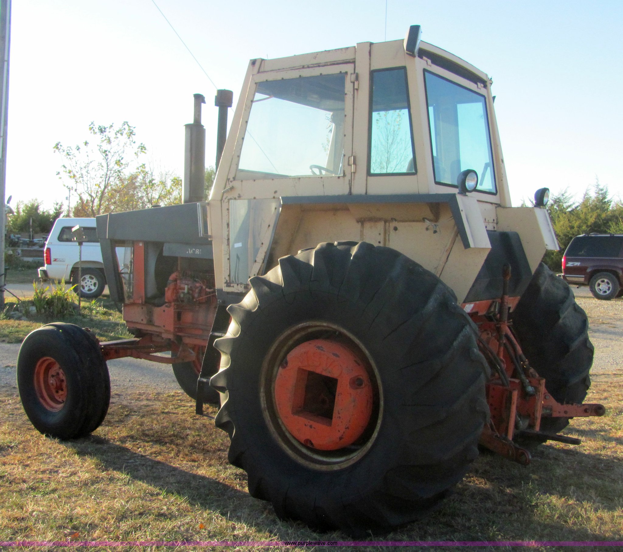 1970 Case 1070 Agri King tractor in Augusta, KS Item 6672 sold