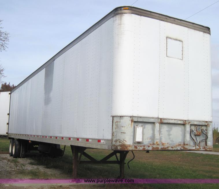 image for item 3158 1984 Fruehauf 48' van trailer