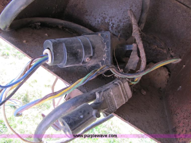 image for item 3547 1987 Coachmen Classic 36' travel camper trailer