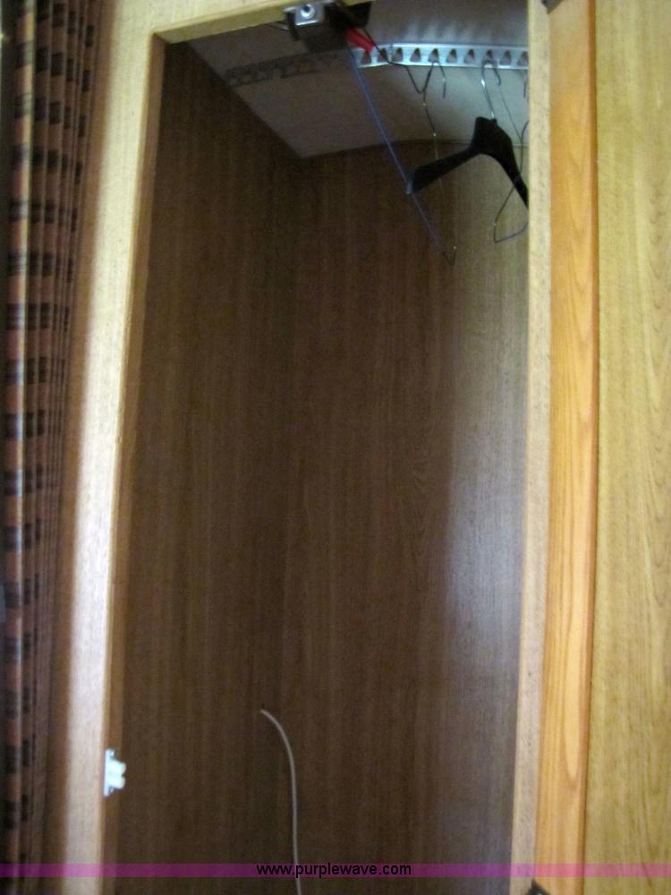 image for item 3547 1987 Coachmen Classic 36' travel camper trailer