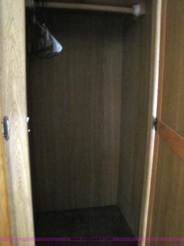 image for item 3547 1987 Coachmen Classic 36' travel camper trailer