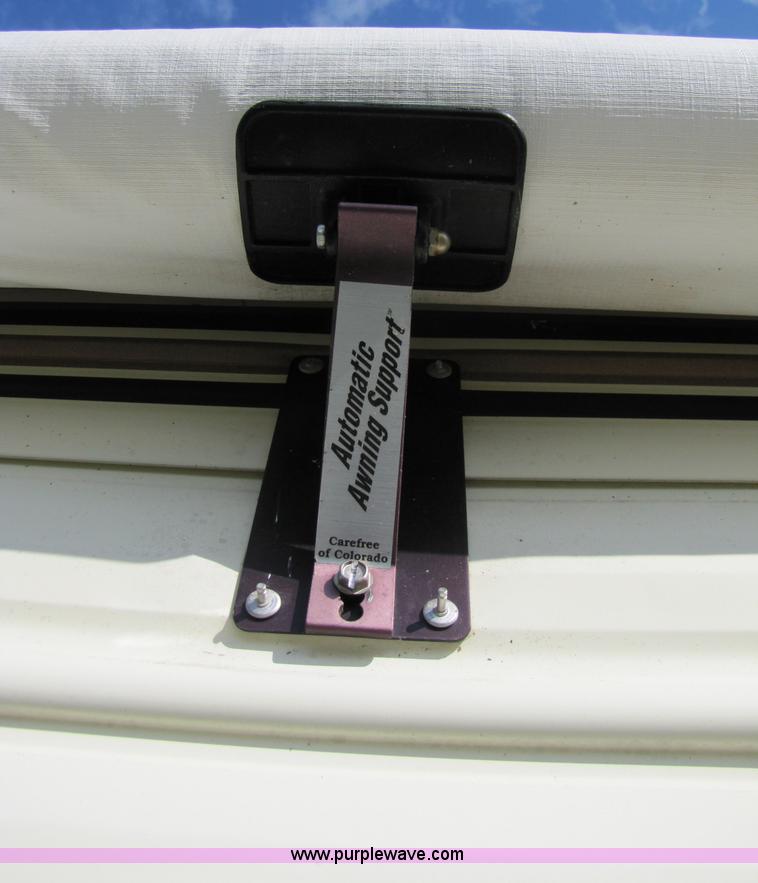 image for item 3547 1987 Coachmen Classic 36' travel camper trailer