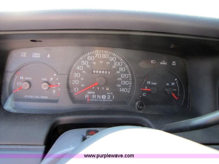 image for item 3548 1999 Ford Crown Victoria Police Interceptor