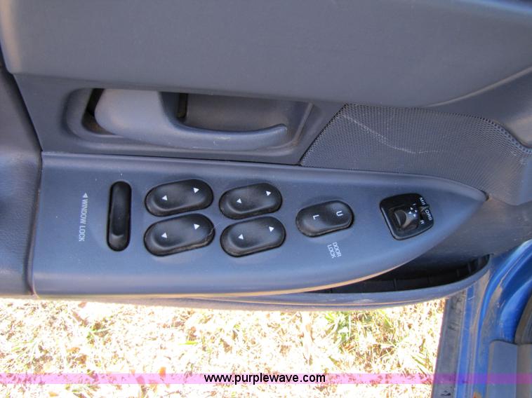 image for item 3548 1999 Ford Crown Victoria Police Interceptor