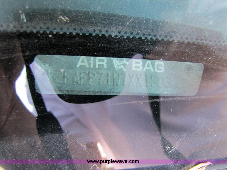 image for item 3548 1999 Ford Crown Victoria Police Interceptor