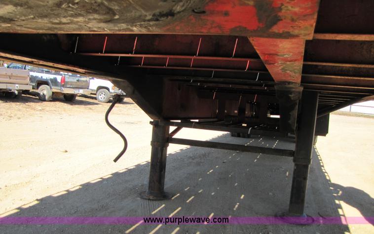 image for item 3557 1998 Kalyn KP-26 48' trailer