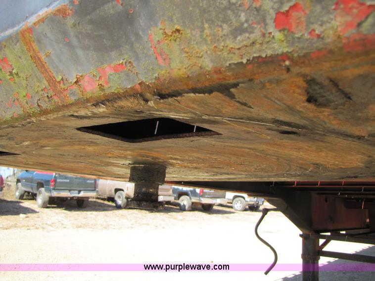 image for item 3557 1998 Kalyn KP-26 48' trailer